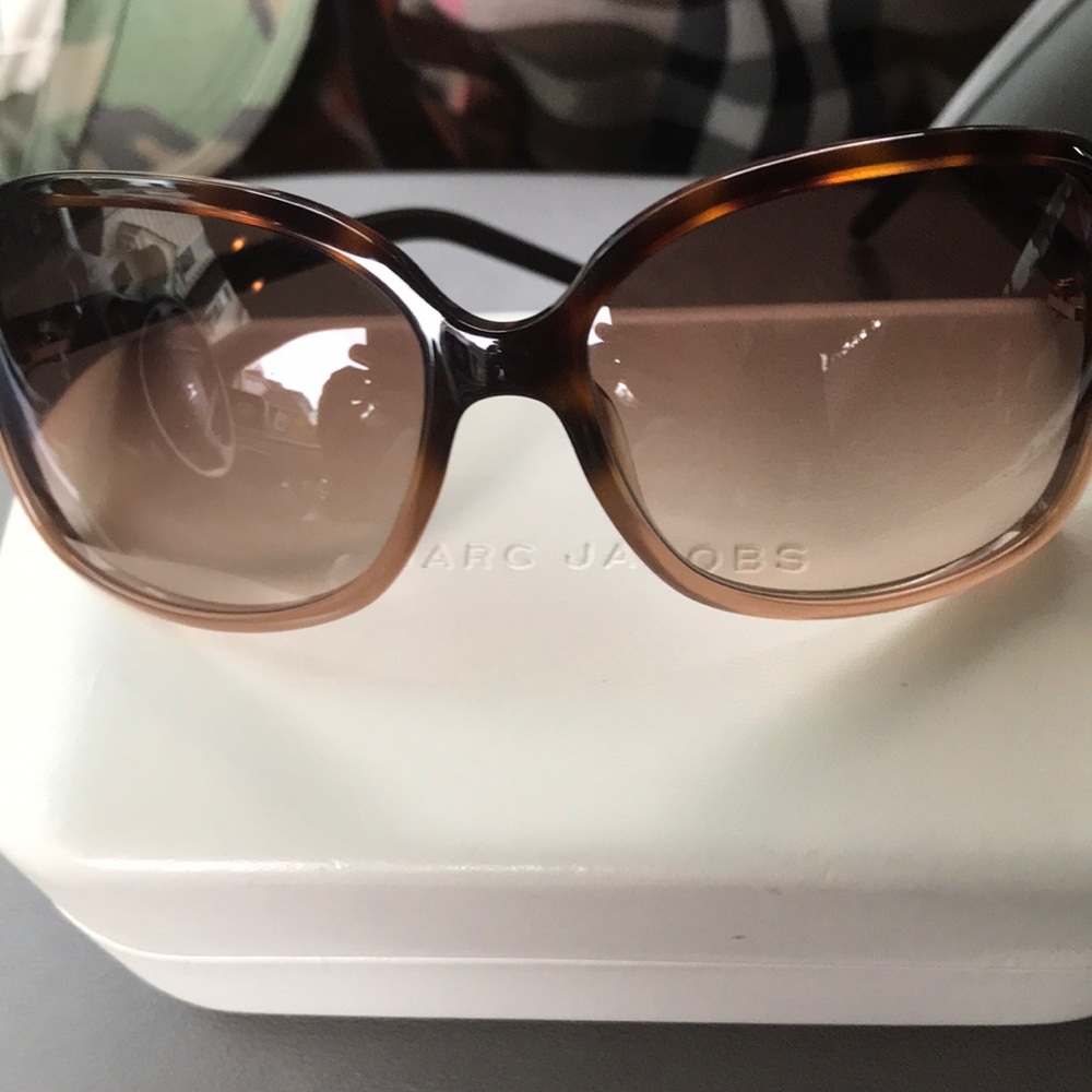 Marc Jacobs sunglasses
